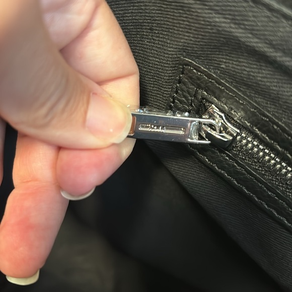 Alexander McQueen Leather Tote - Picture 8 of 14